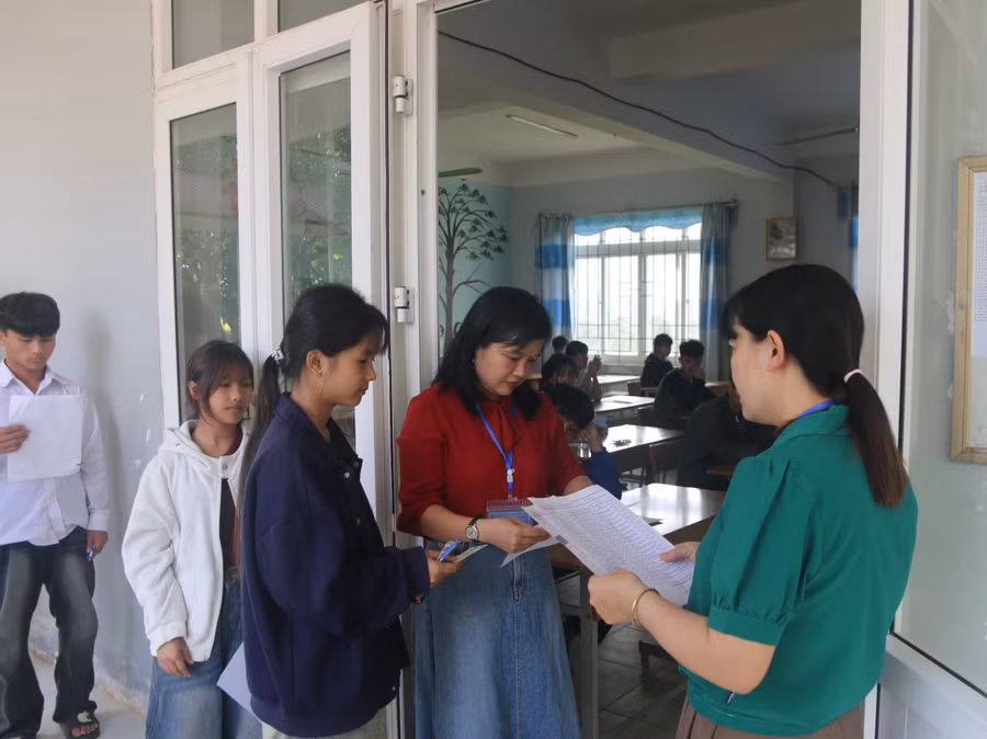 Toàn tỉnh Lai Châu có 3.078 thí sinh đăng ký dự thi tuyển sinh vào lớp 10 năm học 2026 - 2027 tại 12 trường. lai-chau-1.jpg