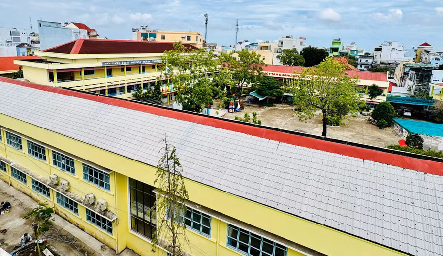 Trường Tiểu học Phùng Ngọc Liêm nhìn từ trên cao. anh-10.jpg