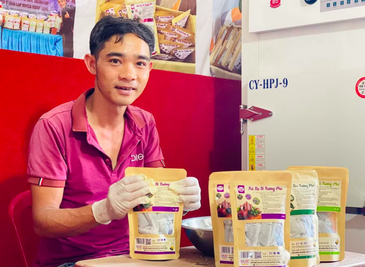 Cuối năm 2023, sản phẩm trà tía tô của cơ sở Trường Phú được công nhận OCOP 3 sao cấp tỉnh.