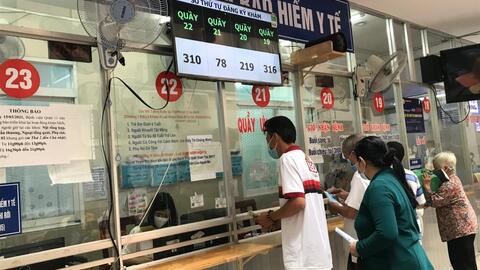 Cấp thẻ, gia hạn thẻ BHYT năm 2022:  Đảm bảo quyền lợi cho người tham gia BHYT