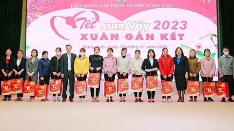 Người lao động huyện Đông Anh vui đón “Tết sum vầy”