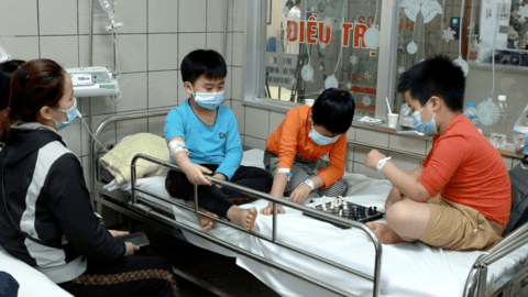 38 học sinh Trường Tiểu học Kim Giang nghi bị ngộ độc thực phẩm đã xuất viện