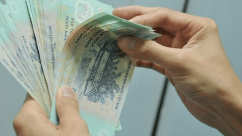 Người lao động nghỉ hàng năm được tạm ứng tiền lương
