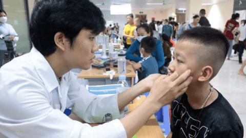 Bệnh viện E: Phẫu thuật miễn phí cho trẻ mắc dị tật khe hở môi, vòm miệng