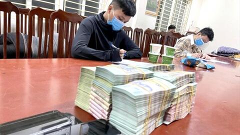 Cờ bạc trực tuyến vì sao vẫn sống?