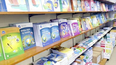 Bảo đảm cung ứng đủ sách giáo khoa