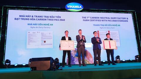 Để có các mô hình “Trang trại sinh thái”, “Trung hòa carbon”, Vinamilk đã chuẩn bị như thế nào?