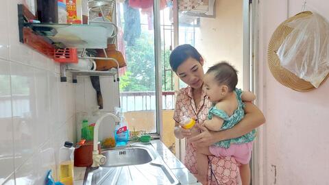 Công nhân mong sớm tăng lương tối thiểu vùng