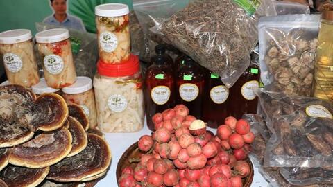 Phiên chợ kết nối sản phẩm của đồng bào dân tộc miền núi tới người tiêu dùng Quảng Ngãi