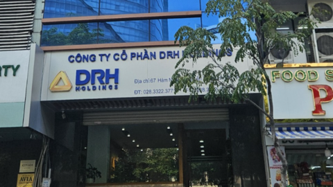 Tình hình kinh doanh lao dốc, DRH Holdings còn chịu thêm "án" phạt