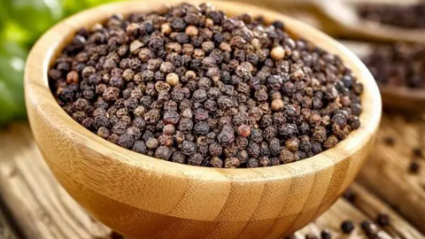 Giá tiêu tại Gia Lai và Đồng Nai duy trì ở mức thấp nhất