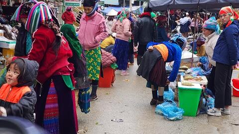 Phát huy đặc trưng văn hóa truyền thống trong chợ phiên của đồng bào các dân tộc thiểu số