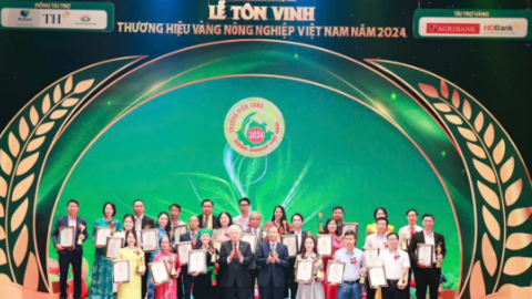 Viên Hà thủ ô mật ong vừng của Tây Bắc TV được chứng nhận "Thương hiệu Vàng nông nghiệp Việt Nam năm 2024" 