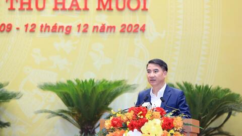 Thưởng học sinh đạt thành tích cao lên tới 300 triệu đồng