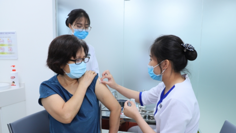 Chủ động bảo vệ sức khỏe trước nguy cơ "dịch chồng dịch"