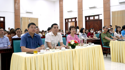 Giải đáp những chính sách mới liên quan đến người lao động và nhận diện tín dụng đen