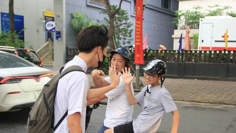 Hà Nội: Thí sinh hồi hộp bước vào môn thi Ngữ Văn