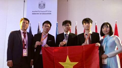 3/3 học sinh Việt Nam giành Huy chương tại Olympic Sinh học quốc tế