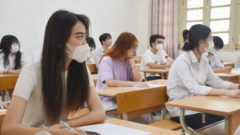 Chi tiết phổ điểm 5 khối xét tuyển đại học năm 2023