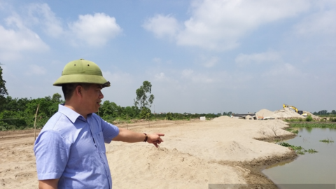 Vụ một Nông dân Việt Nam xuất sắc ở Hưng Yên kêu cứu: Công an đã đến làm việc với dân