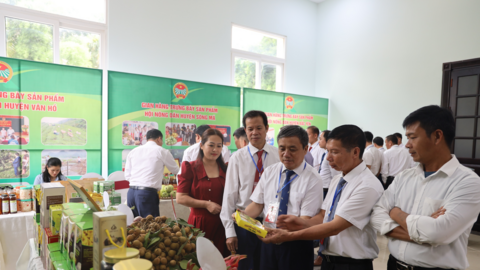 Sơn La: Vinh danh các tác phẩm báo chí, ca khúc, ảnh nghệ thuật và tôn vinh sản phẩm nông nghiệp tiêu biểu