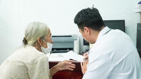 TP.HCM khám sức khỏe miễn phí cho người cao tuổi