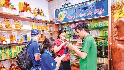 Phát triển du lịch gắn với tiêu thụ sản phẩm OCOP 