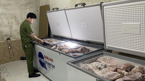 Phát hiện kho thịt động vật và trứng không rõ nguồn gốc