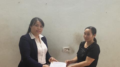 LĐLĐ huyện Phú Xuyên trao hỗ trợ khó khăn cho đoàn viên công đoàn