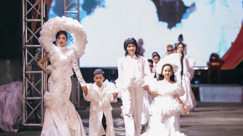 Hoa hậu Lê Nguyễn Bảo Ngọc làm nàng thơ cho Thanh Thanh Nguyễn