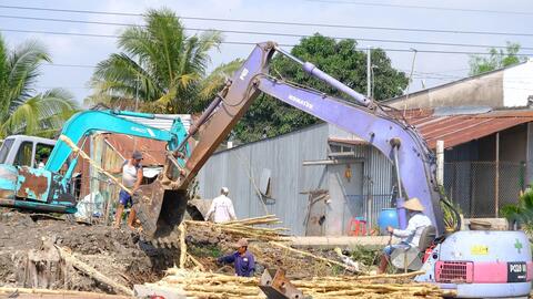 Hơn 207 tỉ đồng xây dựng phát triển giao thông nông thôn 