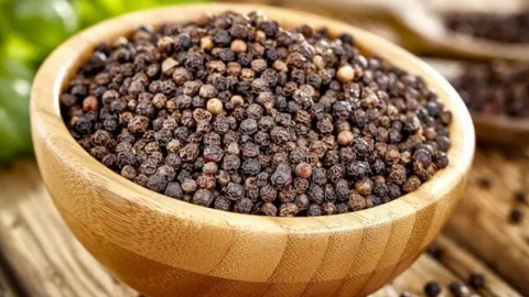 Giá tiêu tại Gia Lai và Đồng Nai duy trì ở mức thấp nhất