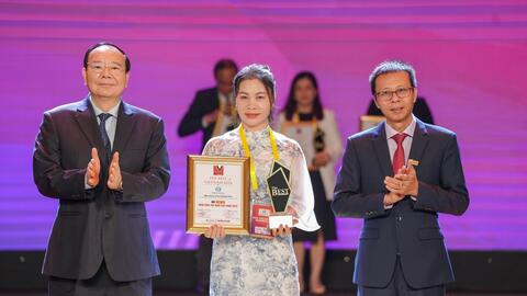 Bệnh viện Đa khoa Phương Đông được vinh danh “Top 10 - Bệnh viện Tốt nhất Việt Nam 2024