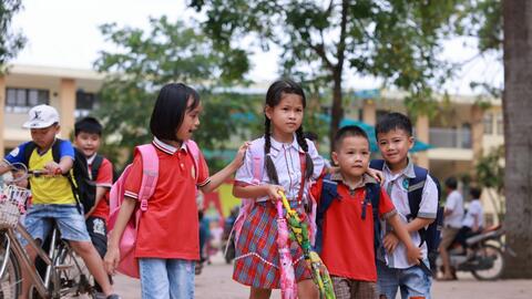 Các nhà trường không thu gộp nhiều khoản cùng thời điểm