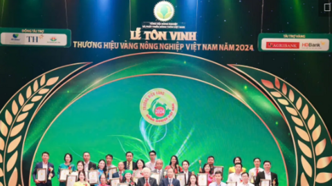 Viên Hà thủ ô mật ong vừng của Tây Bắc TV được chứng nhận "Thương hiệu Vàng nông nghiệp Việt Nam năm 2024" 