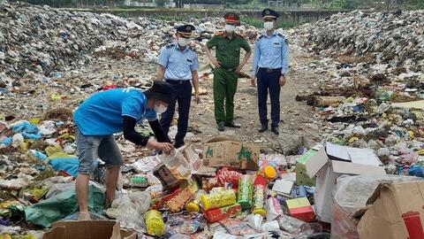 Thanh Hóa: Tiêu hủy hơn 2,3 nghìn sản phẩm nhập lậu