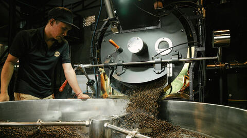 Giá cà phê hôm nay 17/6/2025, trong nước cùng chiều giảm thế giới