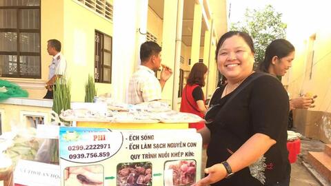 Nuôi ếch sạch khép kín từ ao nuôi đến bàn ăn 