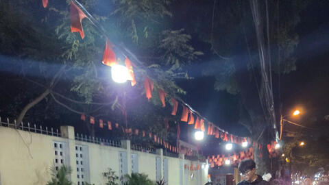 Hà Nội: Tái diễn cảnh quán nướng đêm lấn chiếm vỉa hè, lòng đường