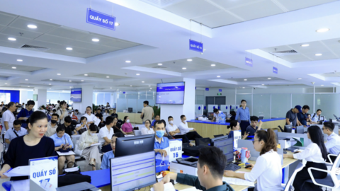 Thủ tướng nhắc 16 địa phương chậm về thủ tục hành chính phi địa giới