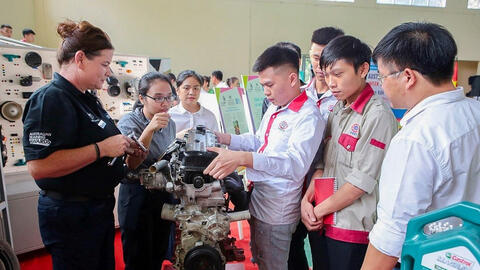 Trung học nghề: Tránh 'luật mở' nhưng thực thi lúng túng