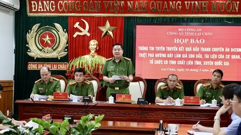 Công an Lai Châu triệt phá đường dây làm gần 10.000 giấy tờ giả