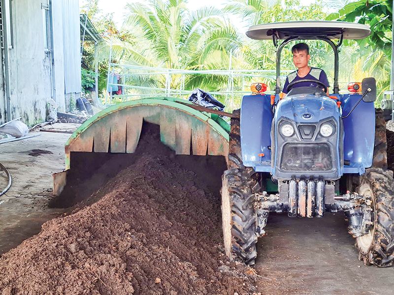 Cần “cầu nối” hỗ trợ đầu tư máy móc sản xuất phân hữu cơ 