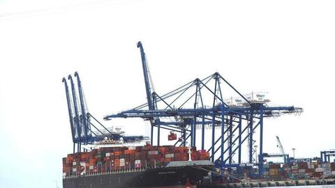 Xuất khẩu tiếp tục là động lực quan trọng của tăng trưởng