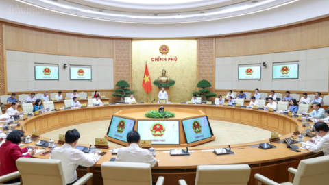 Tập trung thúc đẩy xuất khẩu, kiểm soát lạm phát và phát triển thị trường trong nước