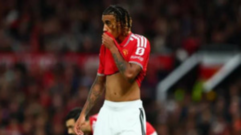 Ngôi sao 62 triệu Euro gặp khó tại Man United