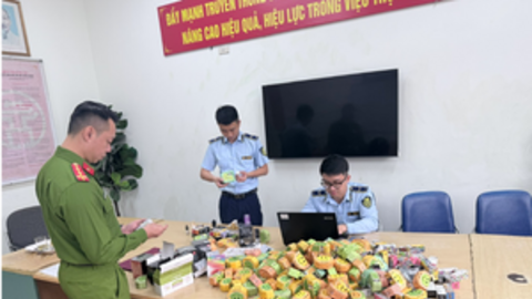 Siết chặt thuốc lá điện tử, trang bị 'lá chắn' cho học sinh