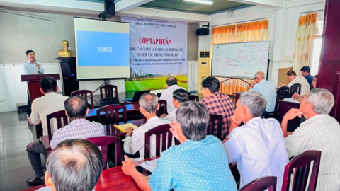 Nâng cao năng lực cho các hợp tác xã và tổ hợp tác nông nghiệp 