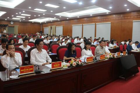 <a href="/nong-thon-moi" title="Nông thôn mới" rel="dofollow">Nông thôn mới</a>