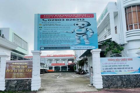 <a href="/nong-thon-moi" title="Nông thôn mới" rel="dofollow">Nông thôn mới</a>